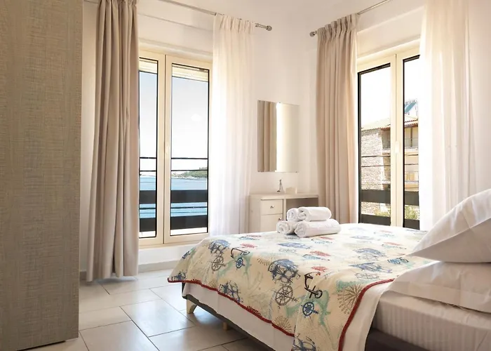 Sea Apartments Himare